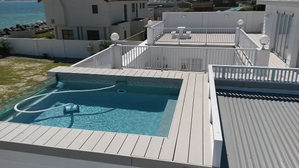 composite decking 13