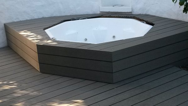composite decking 21